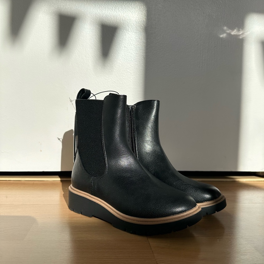 art class Laurel Black Kids Boots